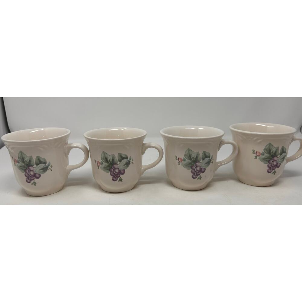 Pfaltzgraff Grapes and Leaves Stoneware Coffee Cup Set of 4